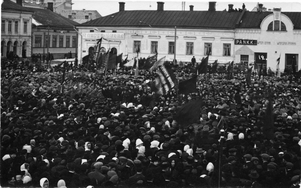 1905 General Strike in Pori, Finland | Satakunta Museum, Wikimedia Commons
